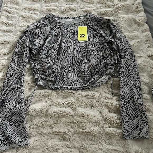 Long sleeve swim shirt new with tags - Picture 1 of 3